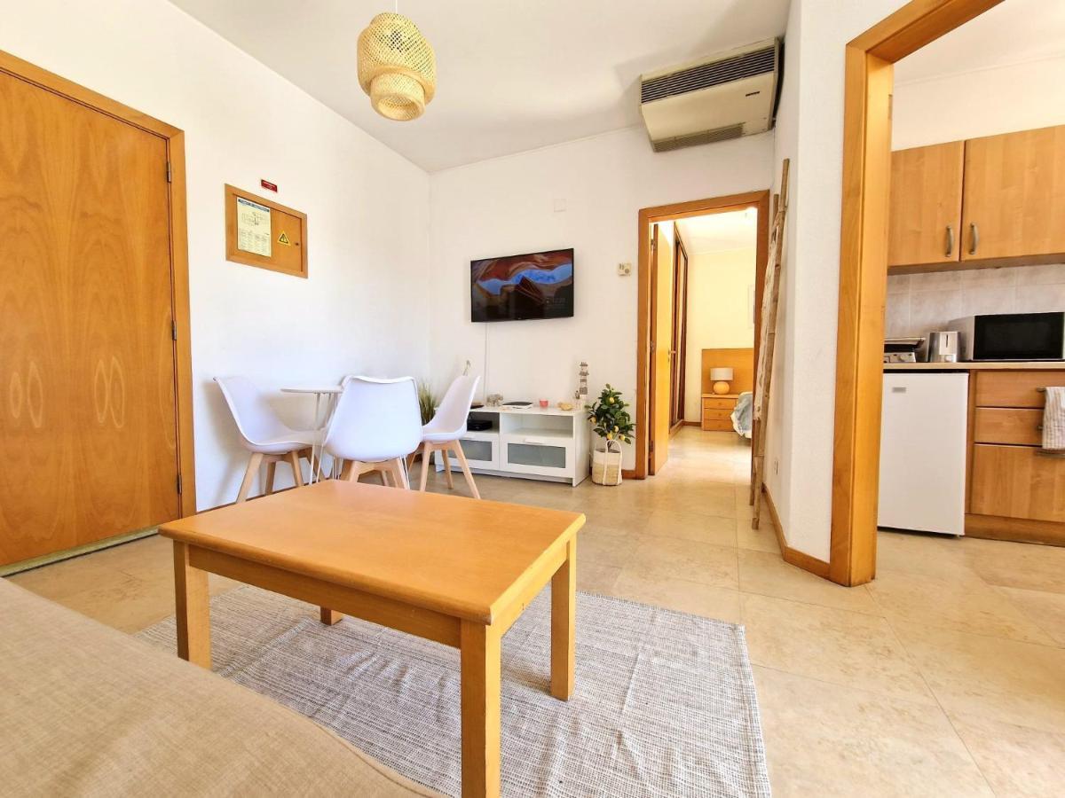Zarco - Cosy Apartment In Vilamoura With A Balcony With View To The 2 Swimming Pools - Near The Beach & The Marina Quarteira Luaran gambar