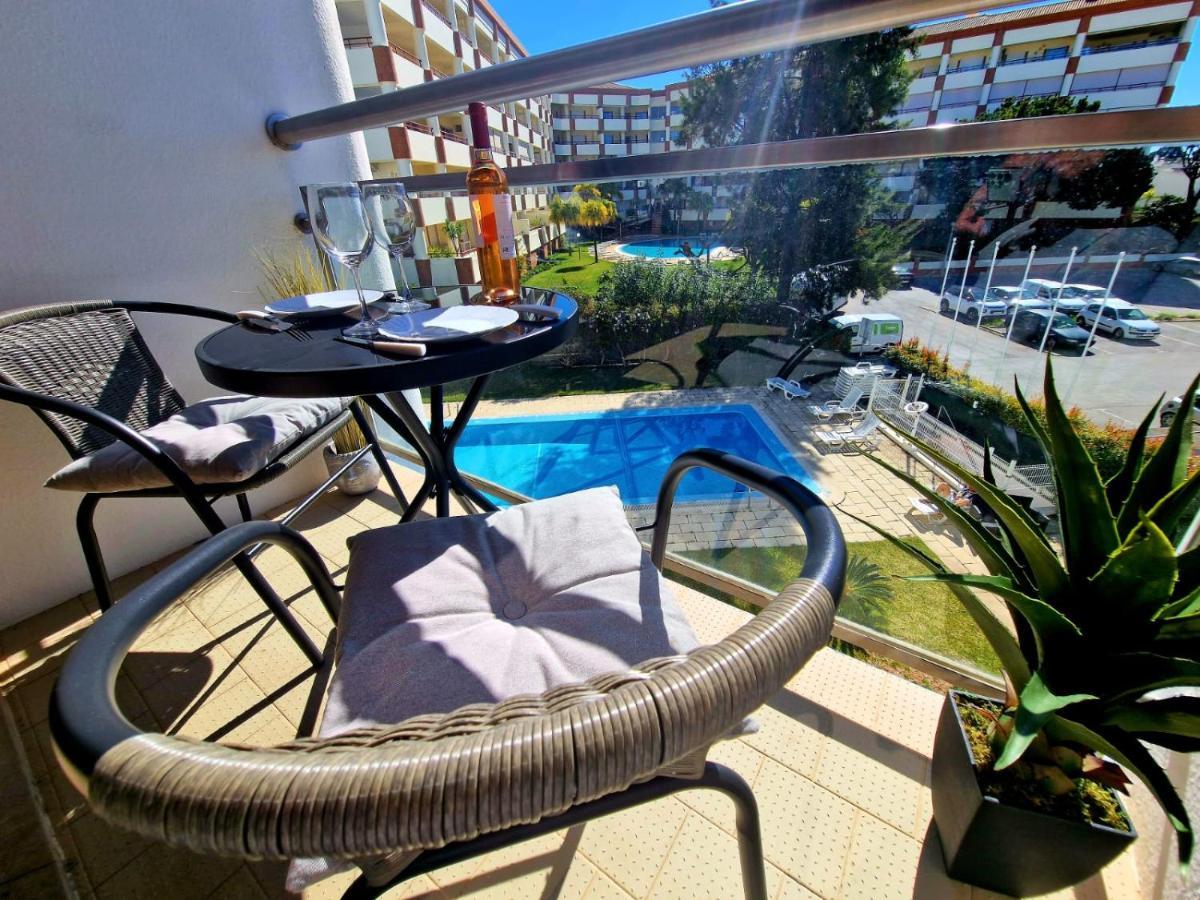 Zarco - Cosy Apartment In Vilamoura With A Balcony With View To The 2 Swimming Pools - Near The Beach & The Marina Quarteira Luaran gambar